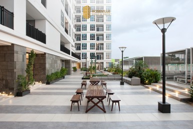 The Vibe Floor - 15 Thematic Gardens (1)